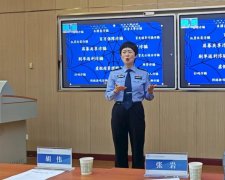 <b>处加入“保安然送国庆”校园平安教育办理专题</b>